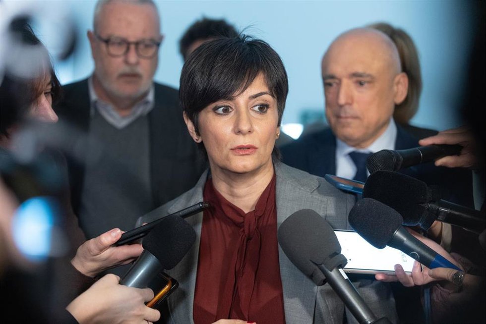 La ministra de Vivienda y Agenda Urbana, Isabel Rodríguez, comparece ante la Comisión de Vivienda y Agenda Urbana para dar cuenta de la acción de su departamento y de las actuaciones de la Entidad Estatal CASA47, a 30 de enero de 2026, en Madrid (España