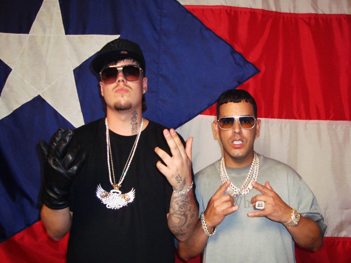 Los artistas Saiko y Tito el Bambino