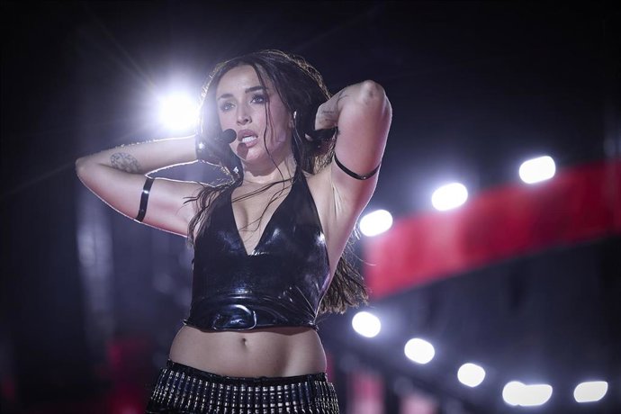 Archivo - La cantante Lola Índigo actúa durante el 15º aniversario del Coca Cola Music Experience, en el Iberdrola Music, a 13 de septiembre de 2025, en Madrid (España).