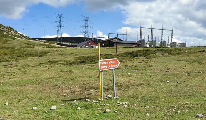 Archivo - Parque eólico Sierra de Lagos, en Allande. Puerto del Palo. Eólicos en el suroccidente.