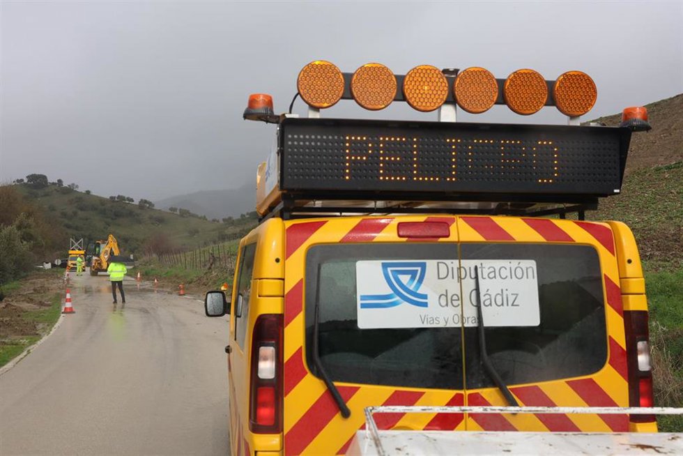 Imágenes de la carretera afectada en Grazalema por las reciente lluvias. A 29 de enero de 2026 en Grazalema, Cádiz (Andalucía, 