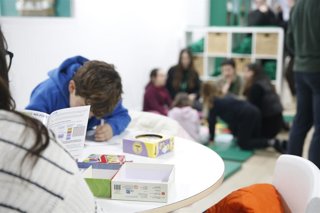 EDUCO INAUGURA UN ESPACIO DE REFUERZO ESCOLAR, OCIO Y APOYO EMOCIONAL EN EL BARRIO DE ORBA (ALFAFAR), ZONA CERO DE LA DANA