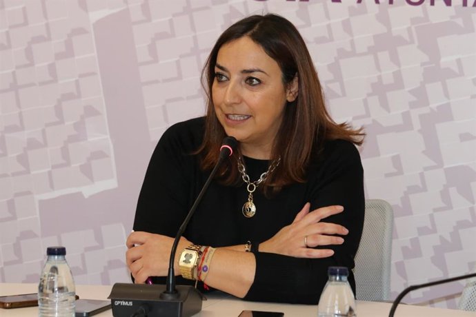 Miriam Andrés durante la presentación de la campaña 'Puerta a Puerta'.