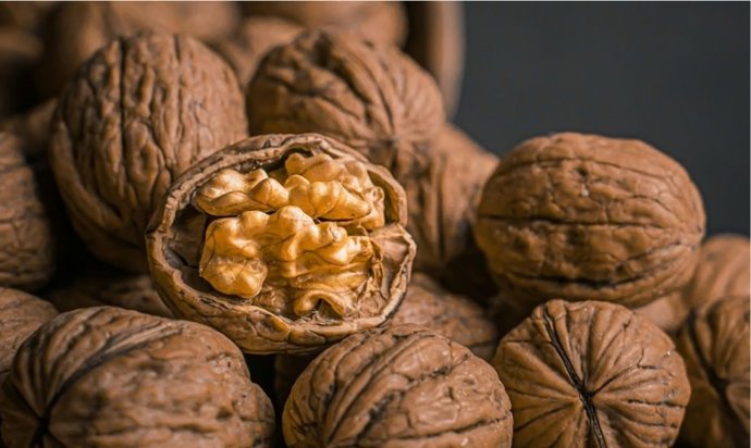 Por qué las nueces huelen a rancio: cuándo es peligroso para la salud consumirlas y cómo conservarlas correctamente