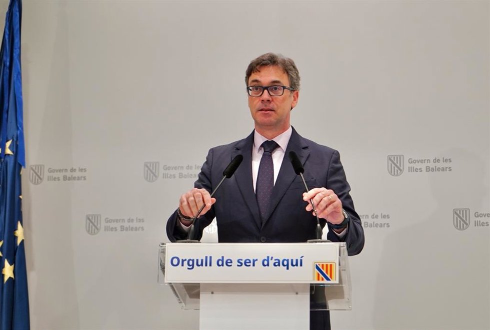 El portavoz del Ejecutivo, Antoni Costa, este viernes en la rueda de prensa posterior al Consell de Govern