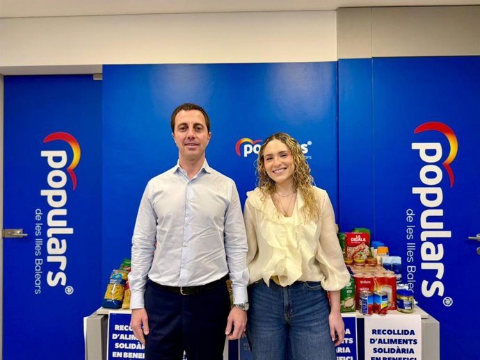 El presidente del PP de Mallorca, Llorenç Galmés, y la presidenta de las Nuevas Generaciones del partido, Mireia Martínez.