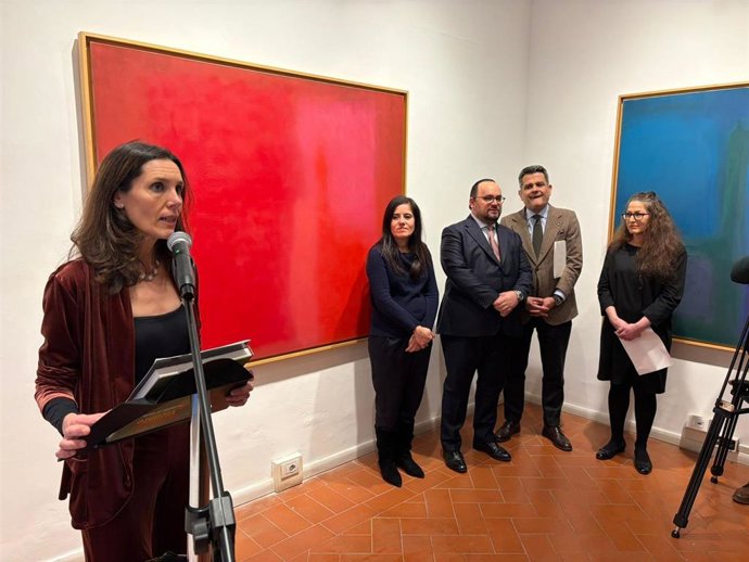 Ana Doldán en la inauguración de la exposición sobre Esteban Vicente en Roma.