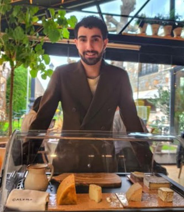 Caleña carro de quesos