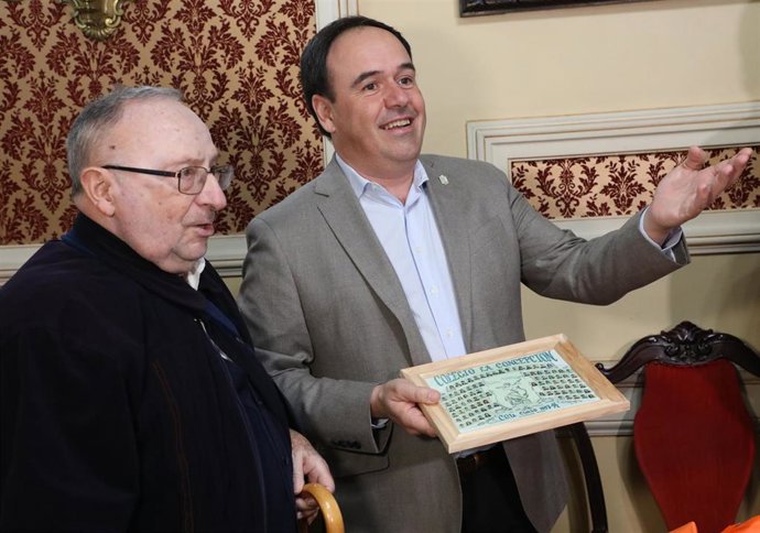 El 'president' de la Generalitat, Juanfran Pérez Llorca, ha resaltado el "compromiso" del Ejecutivo valenciano con el desarrollo de servicios públicos e infraestructuras en la localidad de Ontinyent