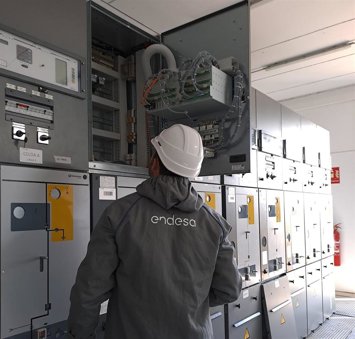 Archivo - Inspecciones de Endesa, como imagen de recurso.