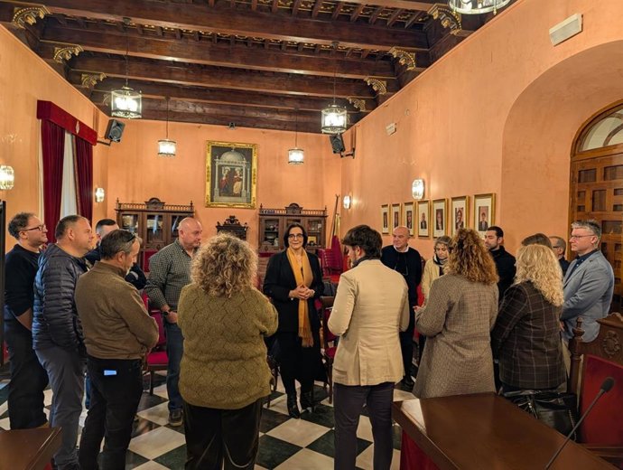 La delegada territorial de Desarrollo Educativo y Formación Profesional, María José Martín, en Huéscar.