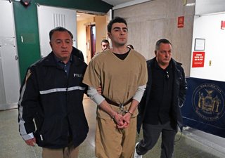 Archivo - Luigi Mangione, joven acusado por la muerte a tiros de Brian Thompson