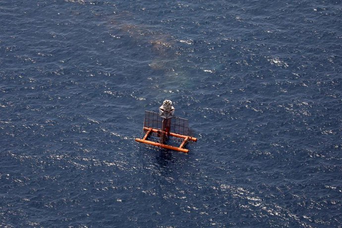 Archivo - Arquivo - 20 de agosto de 2025, Golfo de Omã, Oceano Índico, Irã: O exército iraniano está realizando exercícios militares em um local não revelado no sul do Irã. Em 21 de agosto, o Irã iniciou dois dias de exercícios militares no norte do Ocean