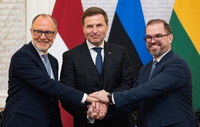 Los ministros de Defensa de Estonia, Letonia y Lituania.