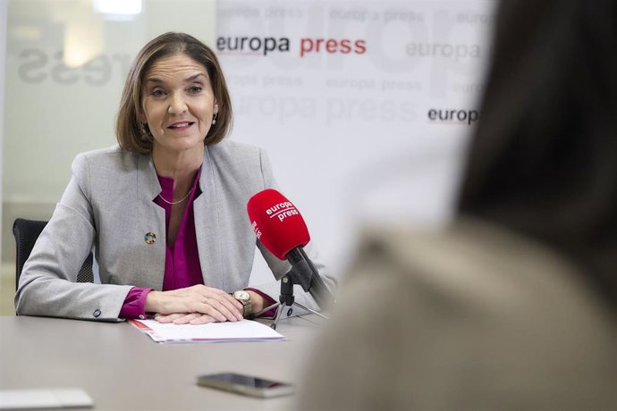 La portavoz del PSOE en el Ayuntamiento y exministra Reyes Maroto durante una entrevista para Europa Press, a 28 de enero de 2026, en Madrid (España).