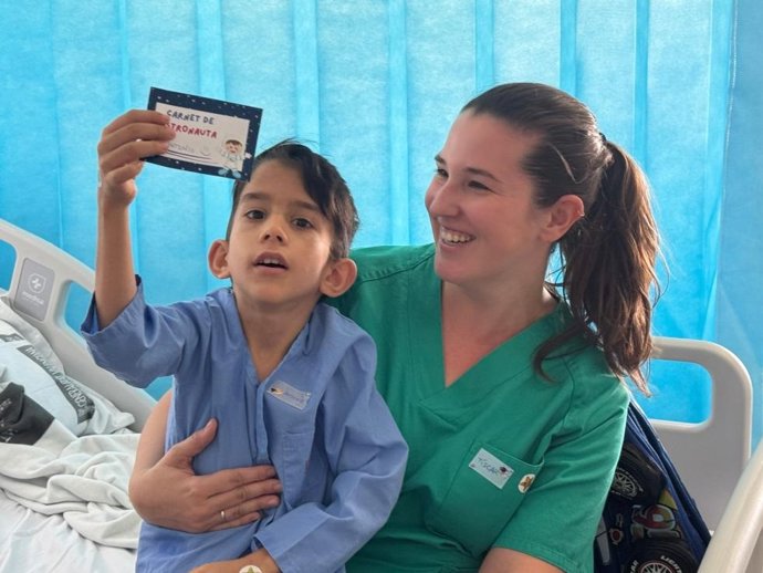 El Hospital General Universitario de Elche convierte las resonancias pediátricas en una misión espacial para reducir el estrés infantil