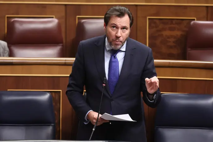 Óscar Puente, Ministro de Transportes y Movilidad Sostenible