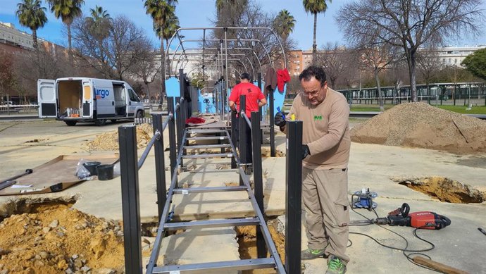 Obras en la calle Fernanda Calado Rosales.