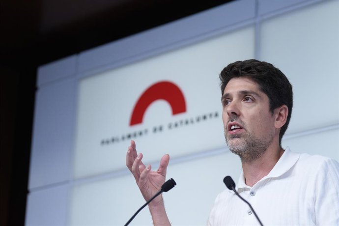 Archivo - Arxivo - El portaveu de Comuns en el Parlament de Catalunya, David Cid, en una imatge d'arxiu.