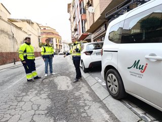 El Ayuntamiento de Jaén, a través de la concejalía de Mantenimiento Urbano, ha diseñado un plan de bacheo integral en calles de todos los barrios de la ciudad