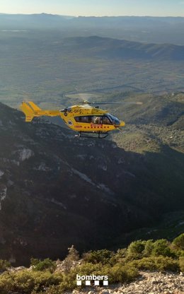 Un helicóptero de Bombers