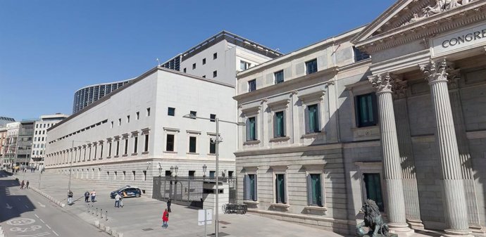 Edificios de ampliacion I y II del Congreso, junto al Palacio de la Carrera de San Jerónimo.