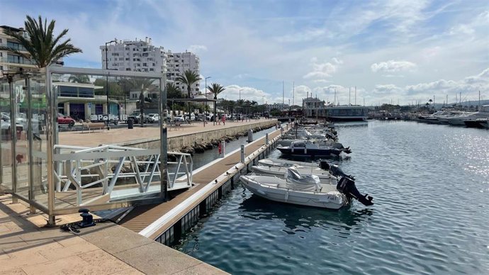 Un puerto de Ibiza.