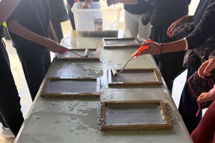 Escolares de Campillos participan en talleres de concienciación ambiental.