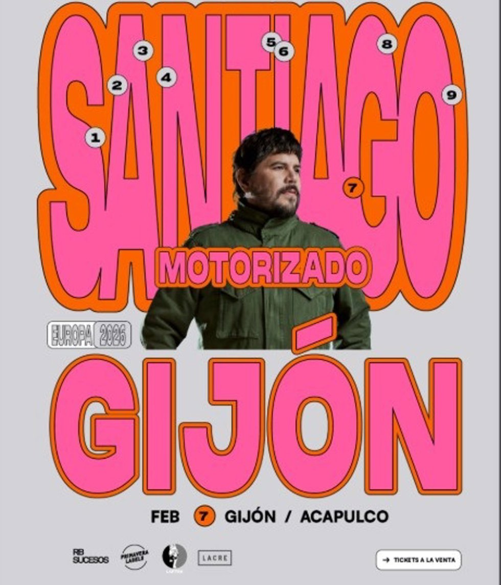 Santiago Mororizado llega a la sala Acapulco.