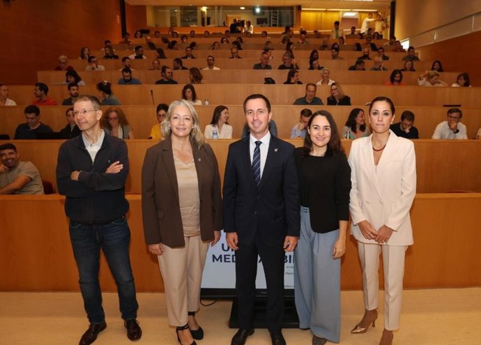 Unos 2.400 trabajadores municipales participan en el programa de formación a los ayuntamientos del Consell de Mallorca