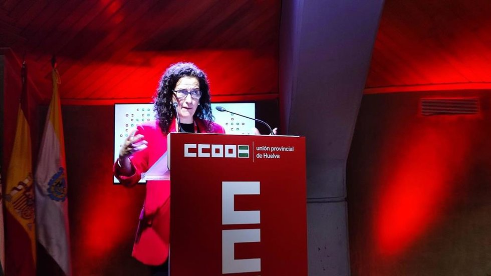 Archivo - La secretaria general de CCOO Huelva, Julia Perea, en una imagen de archivo.