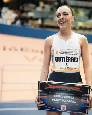 La atleta vallisoletana Claudia Gutiérrez batió este sábado el récord de España de 3000 metros en pista corta en categoría sub-20