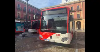 Emtusa reforzará desde este lunes las líneas con mayor número de viajeros con más vehículos