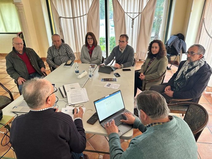 El coordinador general de IU Andalucía y diputado en el Congreso, Toni Valero, pide explicaciones al Gobierno central para exigir "transparencia y coherencia" en relación con el proyecto de ampliación del Puerto de Algeciras