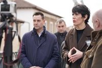 Elma Saiz apela a la responsabilidad y critica al PP por estar "preso de las políticas racistas y xenófobas" de Vox