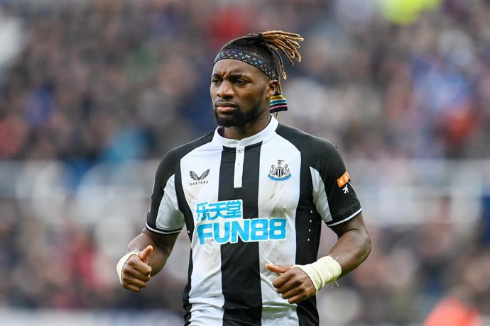 Archivo - Newcastle United's Allan Saint-Maximin during the English championship Premier League football match between Newcastle United and Aston Villa on February 13, 2022 at St James' Park in Newcastle, England - Photo Malcolm Mackenzie / ProSportsImage