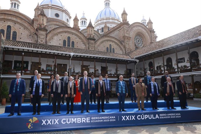 Archivo - Arquivo - Foto de família da XXIX Cúpula Ibero-Americana, no Seminário San Luis, em 15 de novembro de 2024, em Cuenca (Equador). O Rei participa hoje da XXIX Cúpula Ibero-Americana de chefes de Estado e de Governo de cerca de vinte países unidos