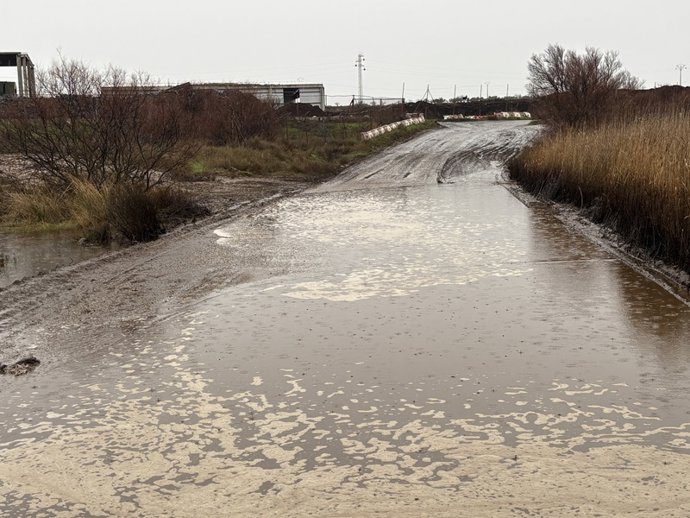 Amigos de la Tierra denuncia ante la CHE y Medio Natural vertidos realizados en la Yasa Majillonda de Pradejón