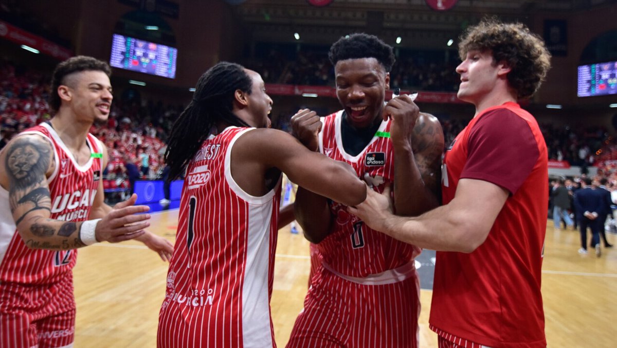 Barça falls against UCAM Murcia on a placid Sunday for Real Madrid and Valencia