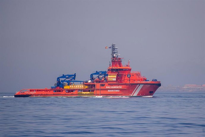 Buque Clara Campoamor.