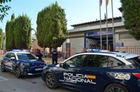 Policía Nacional detiene a un individuo por robar en dos establecimientos comerciales en Molina de Segura