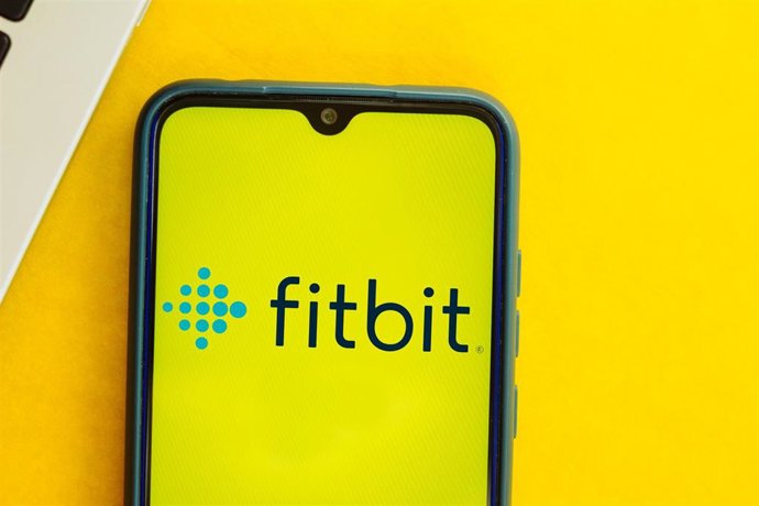 Archivo - Ilustración del logo de Fitbit. 