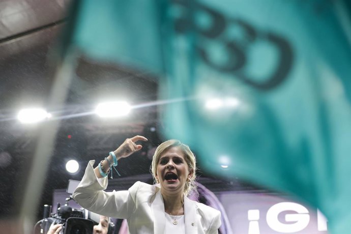 SAN JOSE, 2 de fevereiro de 2026 — Laura Fernandez participa de um evento comemorativo em San Jose, Costa Rica, em 1º de fevereiro de 2026. Laura Fernandez, candidata do Partido do Povo Soberano, comemorou no domingo sua vitória nas eleições presidenciais