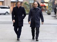 Almeida presume de la "rapidez" de la obra de la A-5 frente a la Operación Campamento, donde "se sigue sin trabajar"