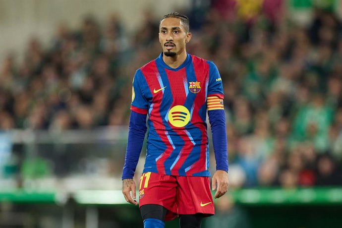 Raphael Dias Belloli 'Raphinha' of FC Barcelona looks on during the Copa del Rey Round of 16 match between Racing Santander and FC Barcelona at Campos de Sport de El Sardinero on January 15, 2026, in Santander, Spain.