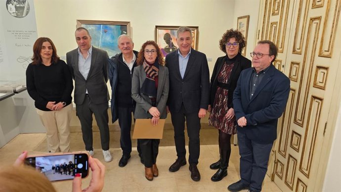 Autoridades y responsables del IEA en el Centro de Estudios de Sender.