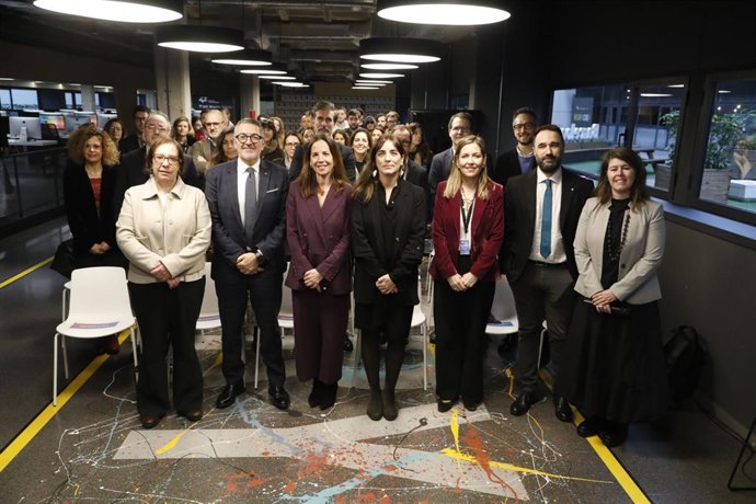 Telefónica, Barcelona i Govern han renovat 3 anys més la seva aliança per impulsar el campus Programació 42.