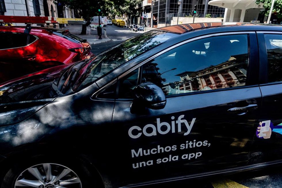 Archivo - Un vehículo de Cabify