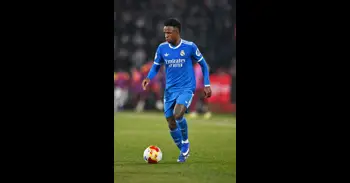 Identificado el hombre que tiró una piel de plátano a Vinicius en el Albacete-Madrid, a quien proponen sanción