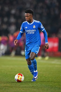 Vinicius Junior of Real Madrid runs with the ball during the Spanish Cup, Copa del Rey, Round of 16 football match between Albacete Balompie and Real Madrid at Estadio Carlos Belmonte on January 14, 2026 in Albacete, Spain